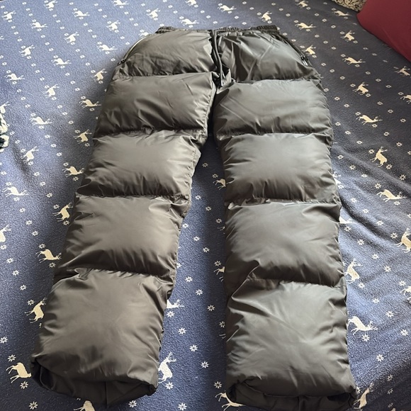 Man Puffer Pants - Picture 2 of 7